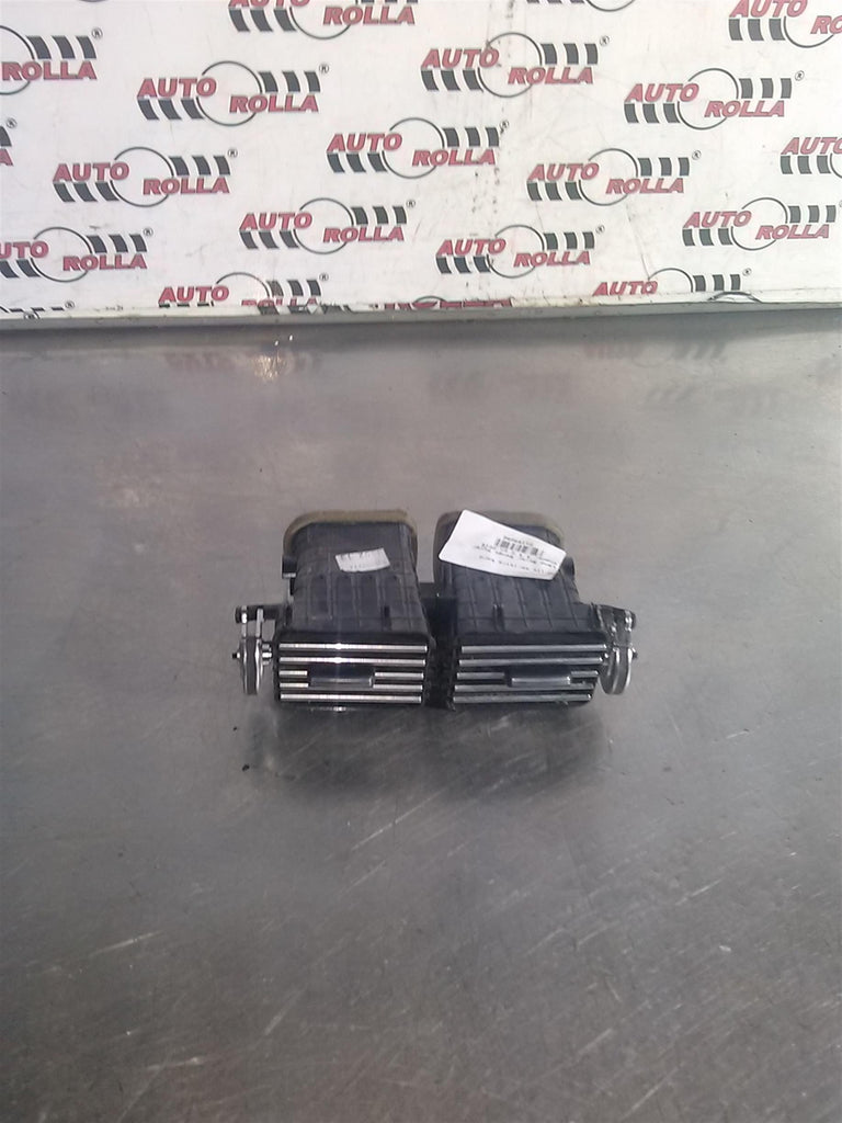 Grila aerisire bord Land Rover Range Rover Vogue, 4.4 d an 2015