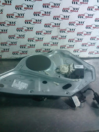 Macara +motoras dreapta spate Volkswagen Golf 6, an 2012.