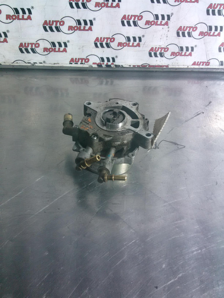 Pompa vacum Range Rover Vogue, 4.4 d an 2015.