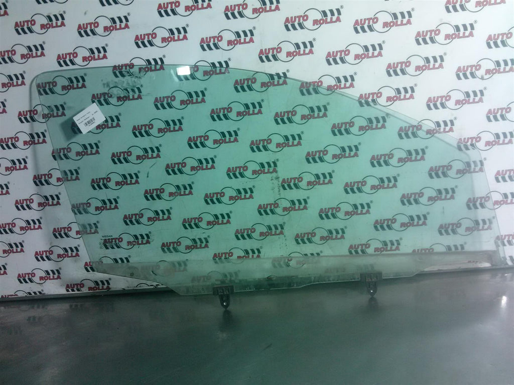 Geam dreapta fata Nissan Qashqai , an 2008.