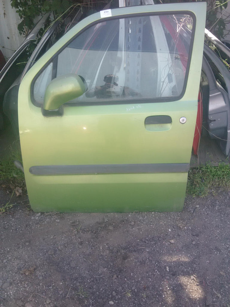 Usa stanga fata Opel Agila, an 2002
