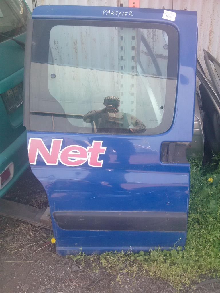 Usa culisanta dreapta Peugeot Partner, an 2004