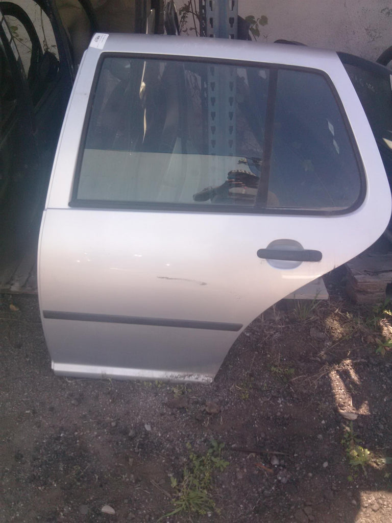 Usa stanga spate Volkswagen Golf 4, an 2002