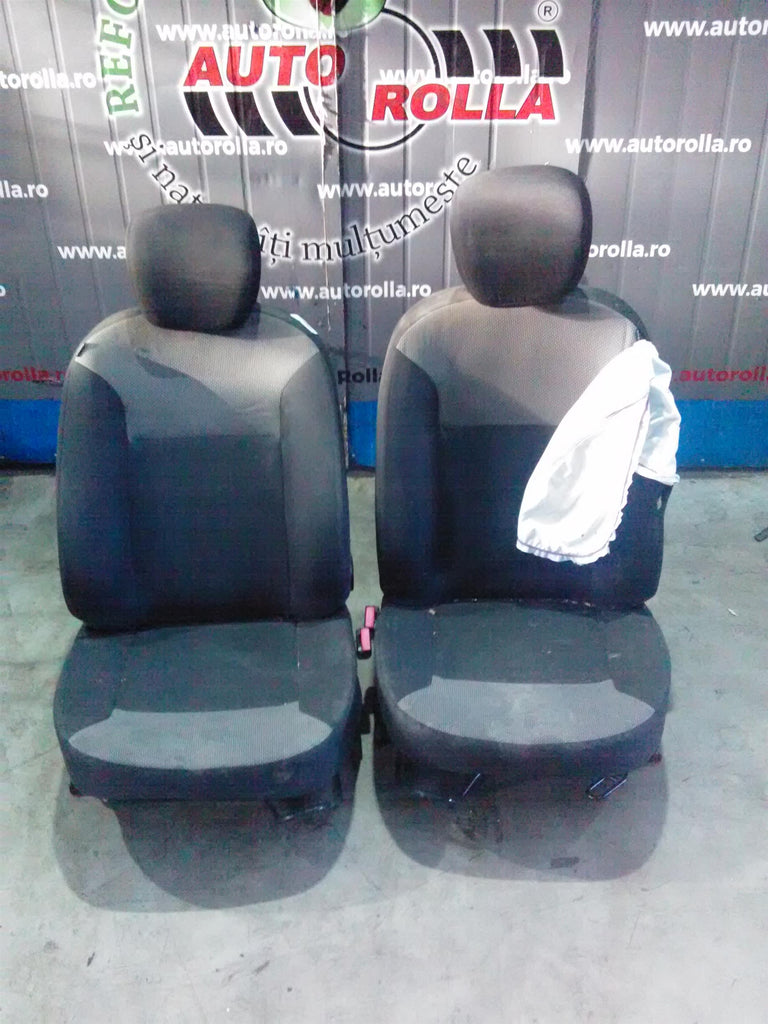 Scaun dreapta Dacia Lodgy 1.5 dci, an 2013 K9K-R8