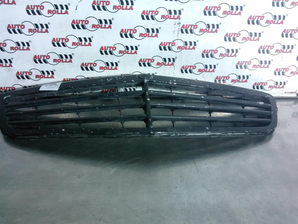 Grila bara fata Mercedes C class W204 2.2CDI, an 2007