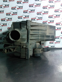 Carcasa filtru aer Volkswagen Transporter T5, an 2005