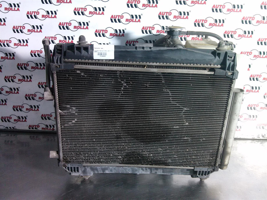Radiator apa Toyota Yaris 1.3s, an 2007.