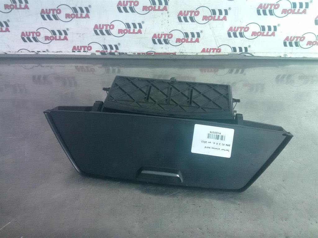 Sertar plansa bord BMW X1 2.0 d, an 2013.