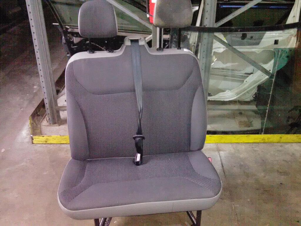 Bancheta dreapta Renault Trafic, an 2008