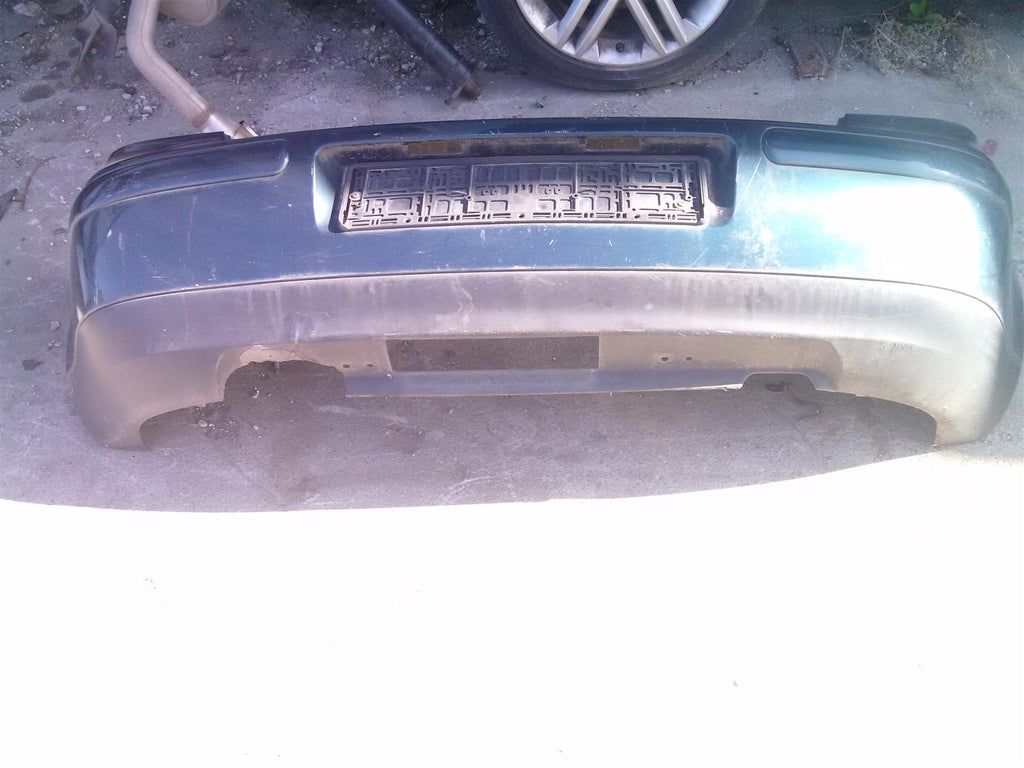 Bara spate Volkswagen Golf 4, an 2002