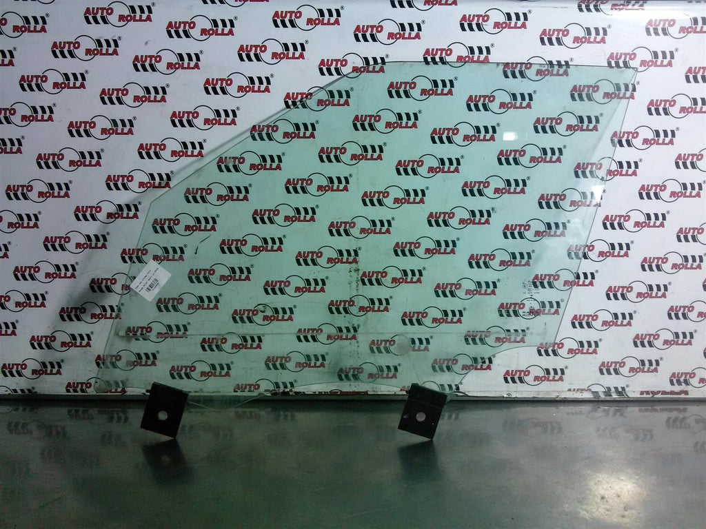 Geam usa stanga fata Range Rover Sport an 2014.