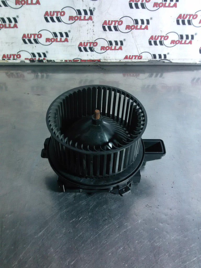 Motoras aeroterma Audi Q5, 2.0TDI, an 2018, DETB