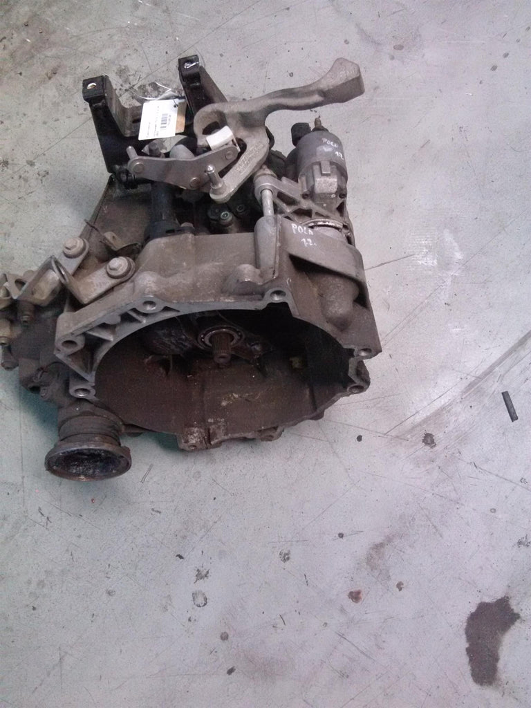 Cutie viteze Volkswagen Polo 1.2 s an 2003