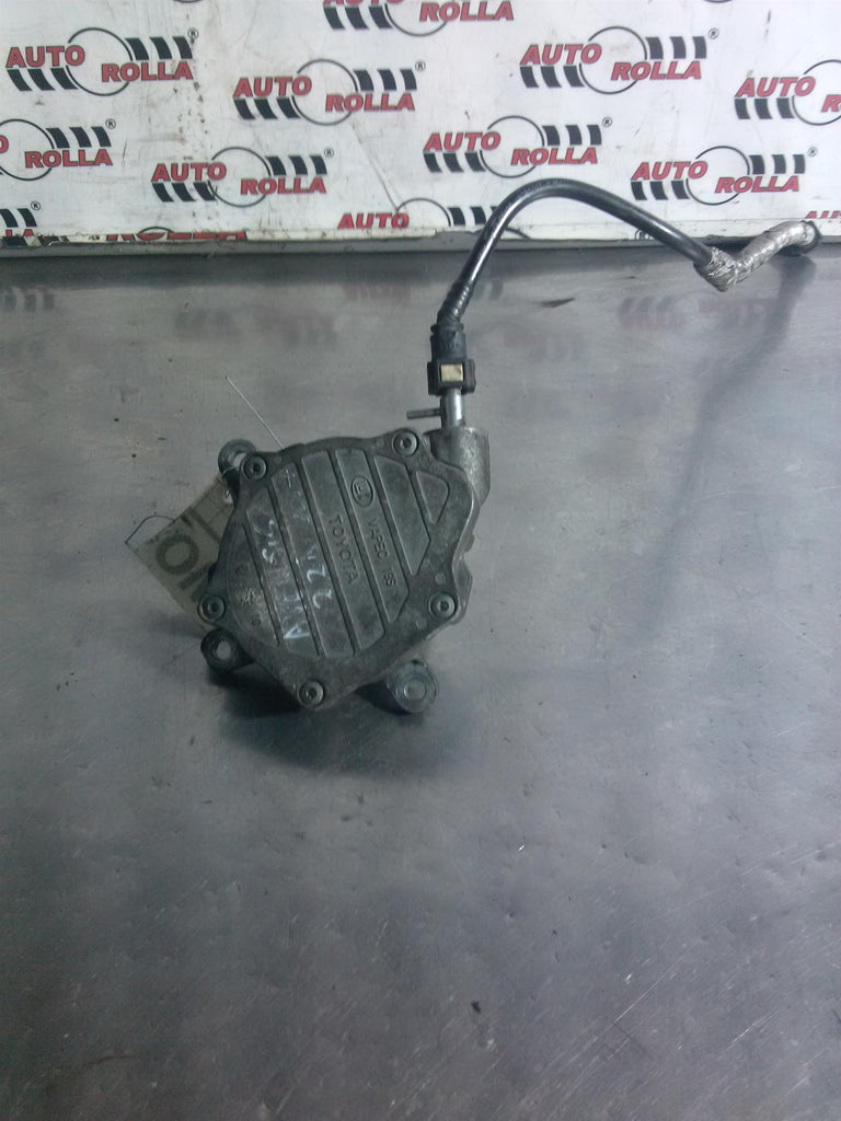 Pompa vacuum Toyota Avensis 2.2D, an 2007, 2AD-FHV