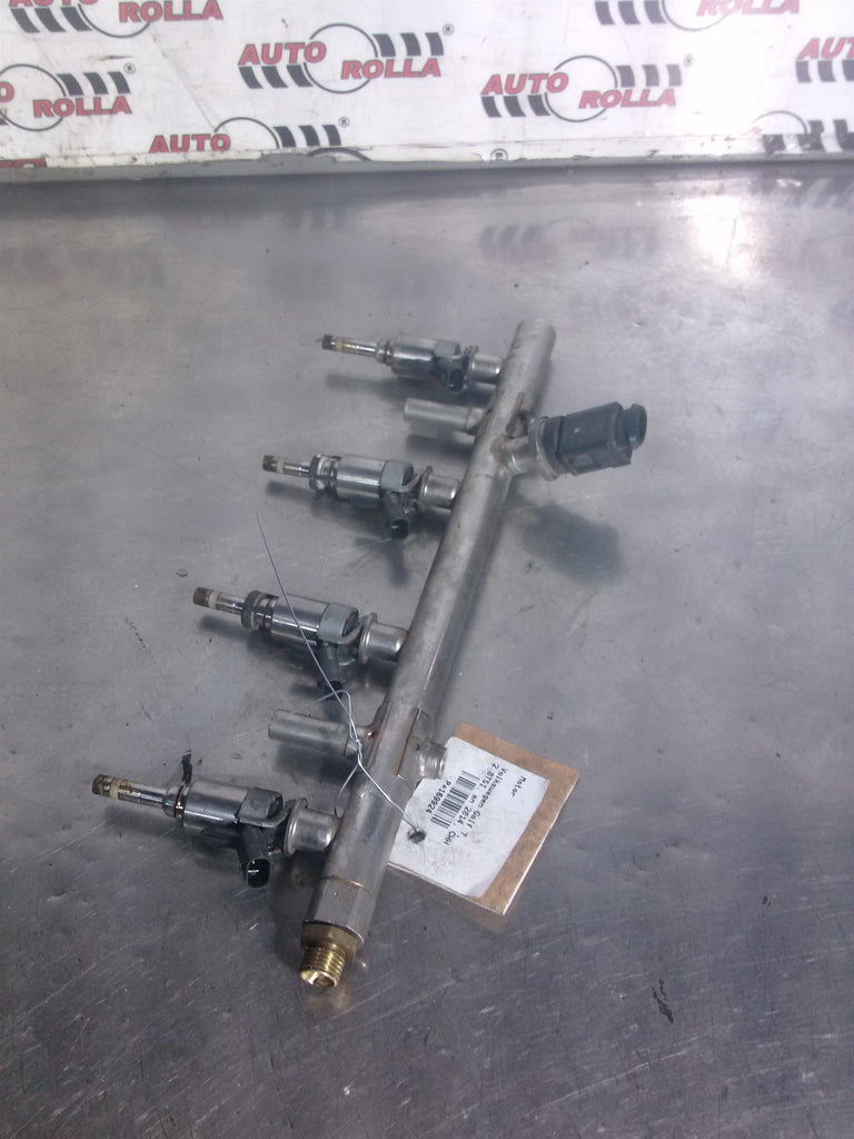 Rampa+injectoare set Volkswagen Golf 7, 2.0TSI, an 2014, CHH