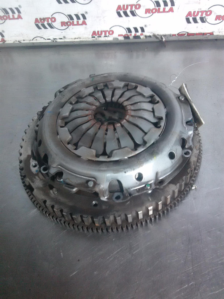 Ambreiaj complet Dacia Logan 1.0TCE, an 2020, H4D-D4