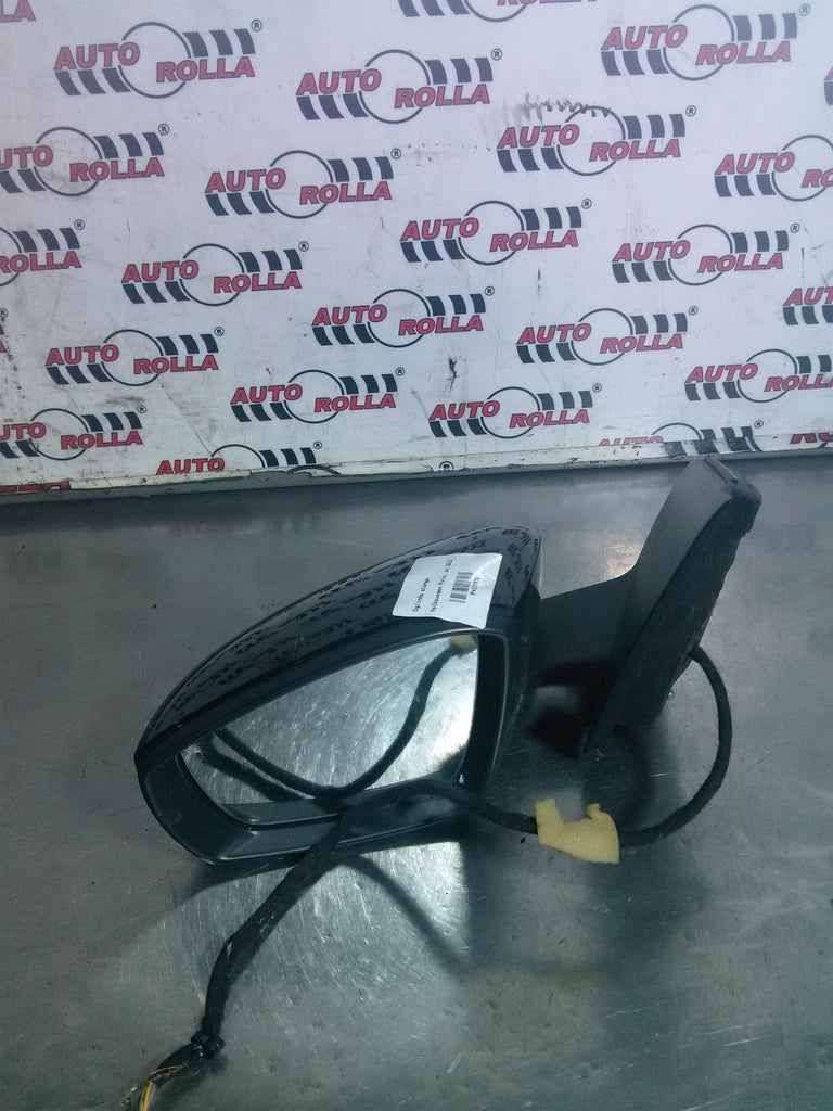 Oglinda stanga Volkswagen Polo, an 2012.