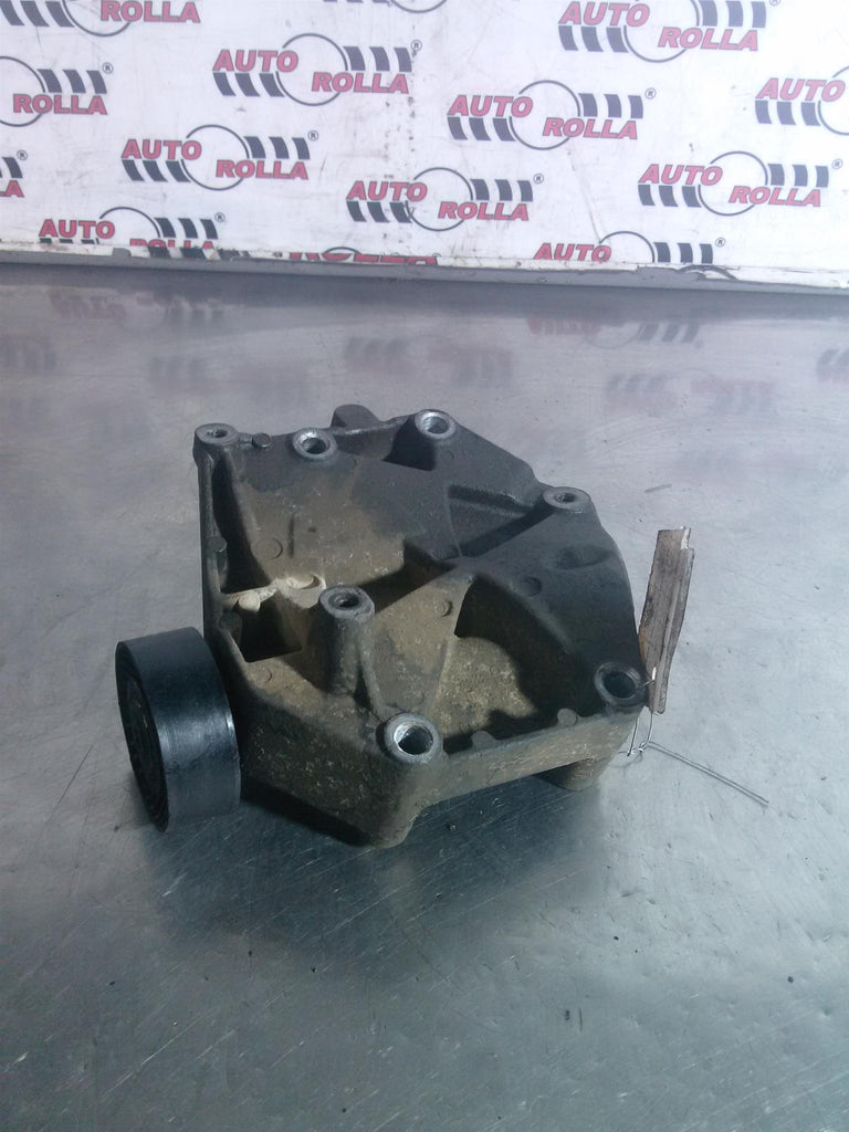 Suport accesorii+rola Opel Zafira B 1.9, an 2007, euro 4, Z19DT