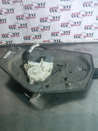 Macara +motoras stanga spate Skoda Rapid an 2014