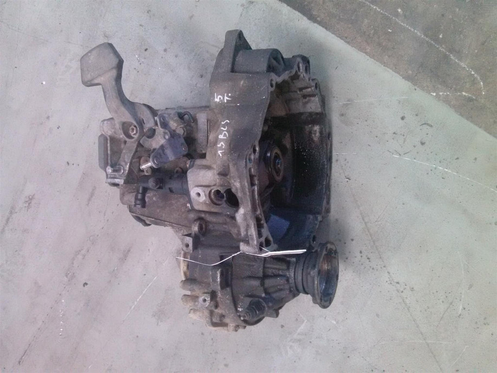 Cutie viteze sparta Volkswagen Caddy, 1.9 bls, an 2007