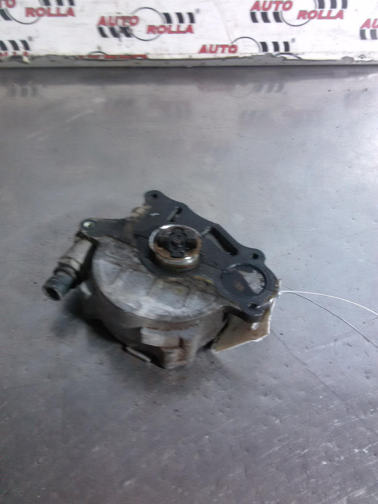 Pompa vacum Volkswagen T5 Caravelle, 2.0TDI, an 2010 , CAA