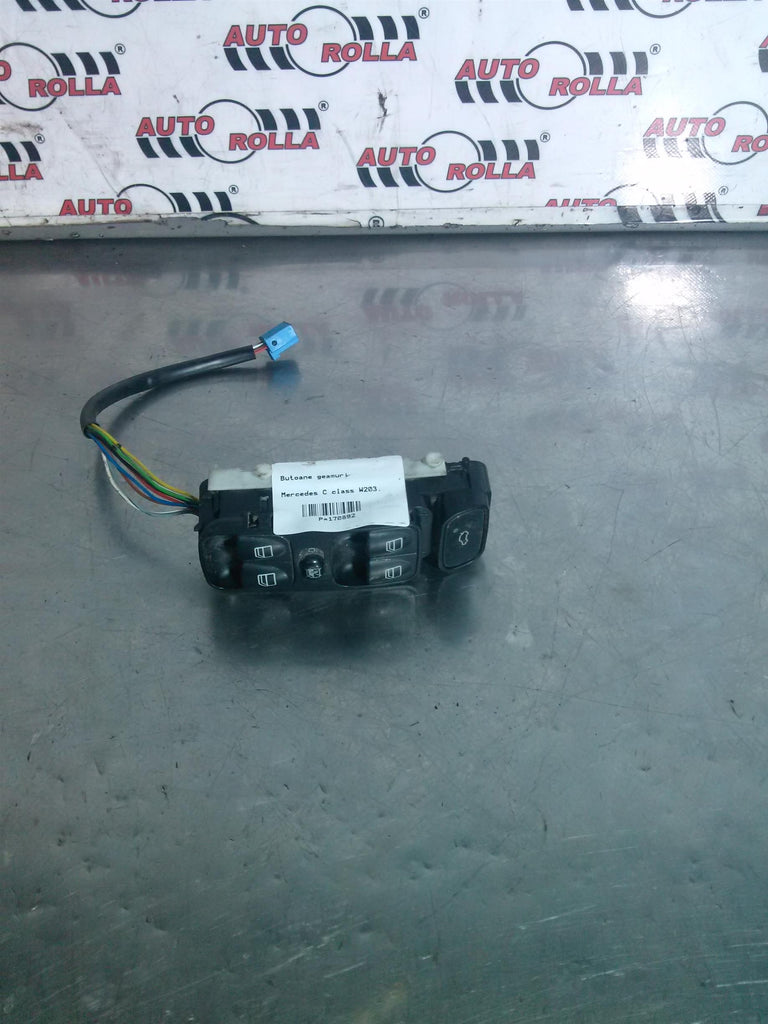 Butoane geamuri Mercedes C class W203.