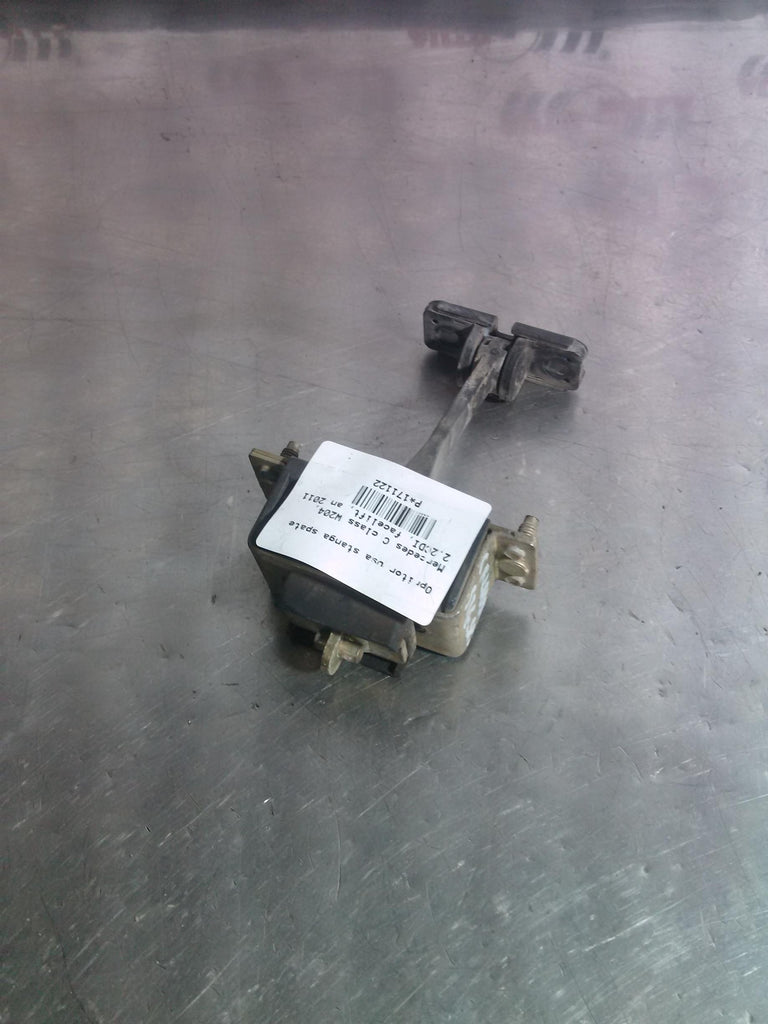 Opritor usa stanga spate Mercedes C class W204, 2.2CDI, facelift, an 2011