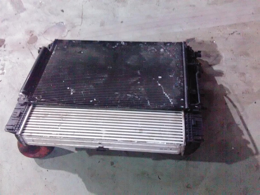 Radiator apa Mercedes w204, c class an 2009