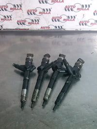 Injectoare set Nissan X trail 2.2 d an 2006