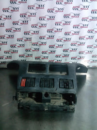 Ornament bord+butoane Mercedes Atego, an 2006