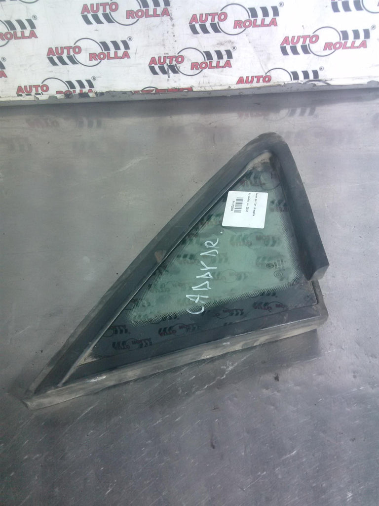 Geam coltar dreapta Vw caddy an 2010