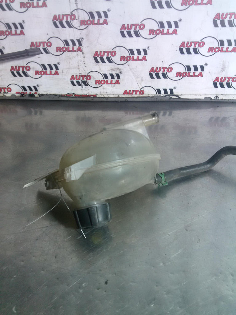 Vas expansiune Volkswagen Touran 1.6 tdi, CAY, an 2012