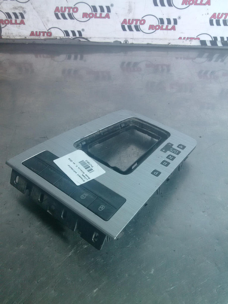 Ornament schimbator viteze Skoda Octavia 3, an 2016