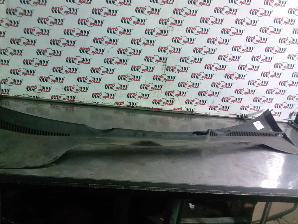 Grila stergatoare Volkswagen Jetta 1.9 tdi, an 2006, euro4, BLS