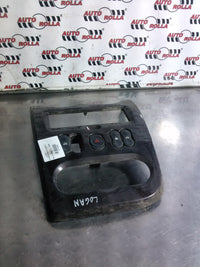 Ornament+buton avarii Dacia Logan, an 2006