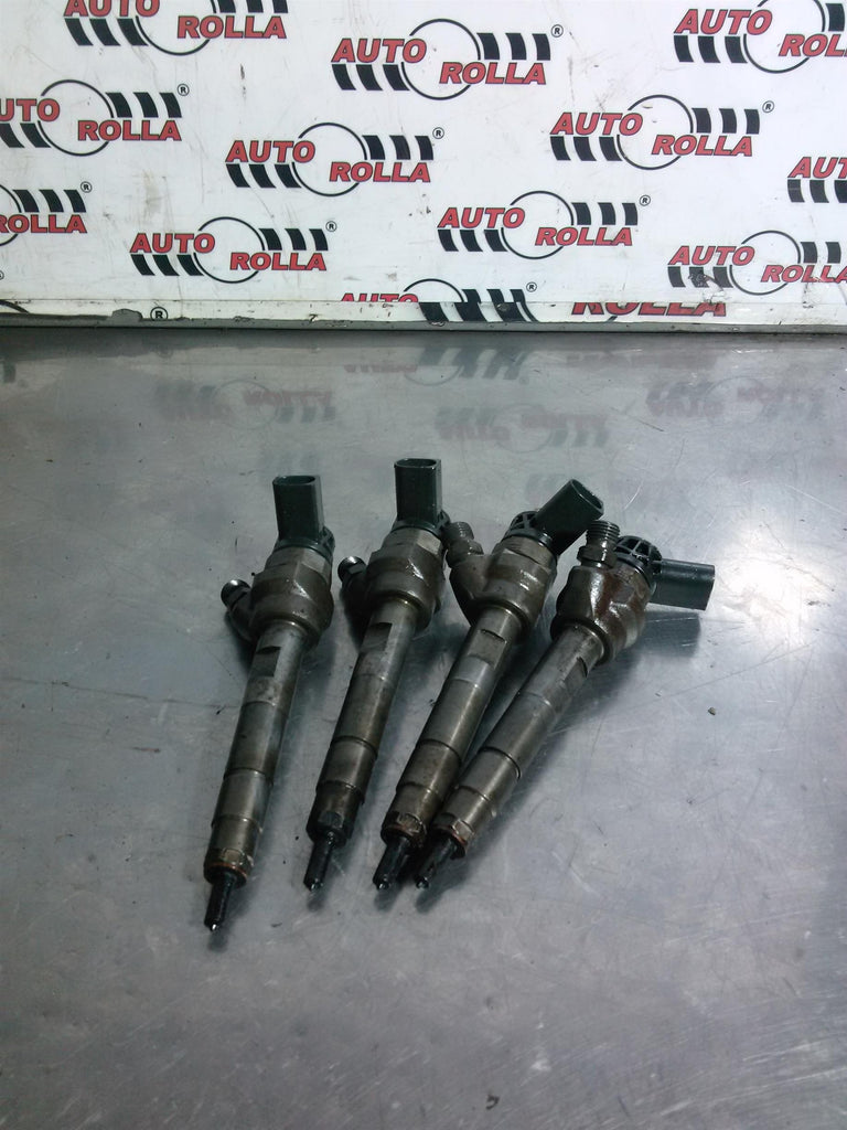 injectoare set BMW seria 1 E87 2.0 d, an 2008