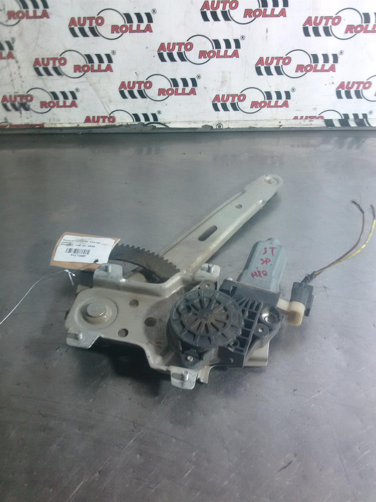 Macara+motoras stanga spate Hyundai i10 an 2008.