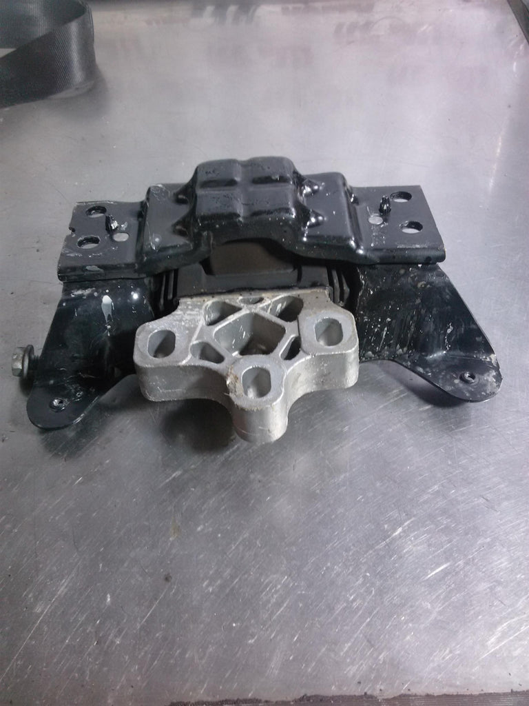 Tampon motor Volkswagen T , 1.5TSI, an 2022, DXD