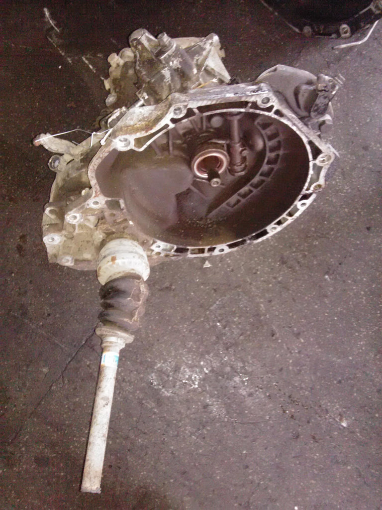 Cutie viteze Daewoo Nubira 1.6S 16V