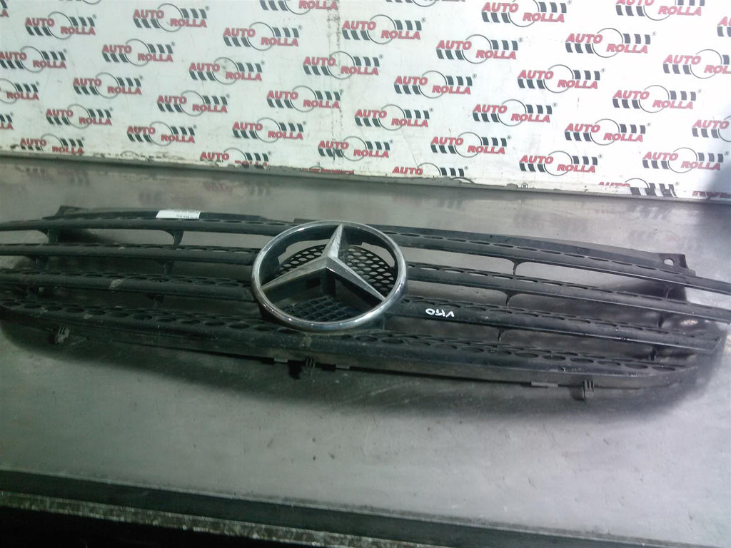 Grila bara fata Mercedes Vito W639, 2.2CDI, an 2008, euro 4