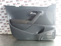 Tapiterie usa stanga fata Volkswagen Polo, an 2012.