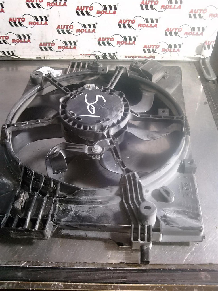 Electroventilator Dacia Sandero 1.0TCE, an 2024, H4D-E4