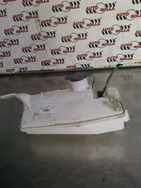 Vas spalator Dacia Sandero 1.0TCE, an 2024, H4D-E4