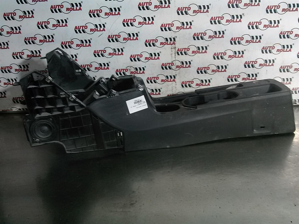 Consola centrala Dacia Sandero 1.0TCE, an 2024, H4D-E4