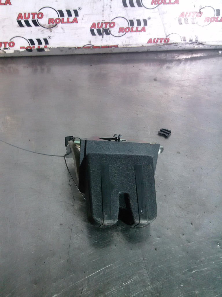 Incuietoare haion Volkswagen Tiguan, an 2017