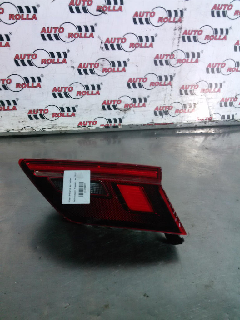 Stop dreapta pe haion Volkswagen Tiguan, an 2017