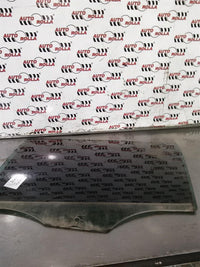 Geam usa stanga spate Skoda Superb an 2013