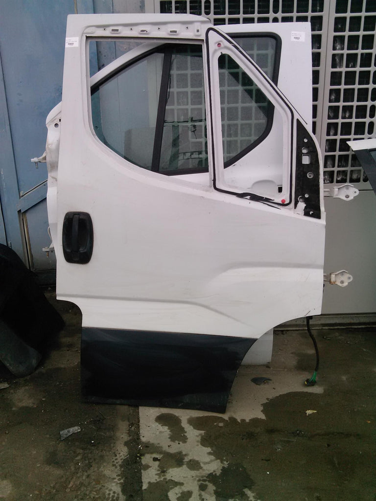 Usa dreapta Iveco Daily 2.3D an 2018 euro 6