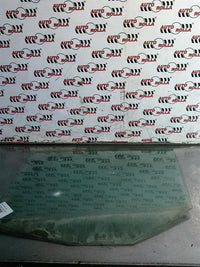 Geam stanga spate Volkswagen Golf 5,  an 2006, euro 4