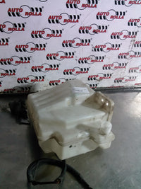 Vas spalator Volkswagen Polo, an 2012.